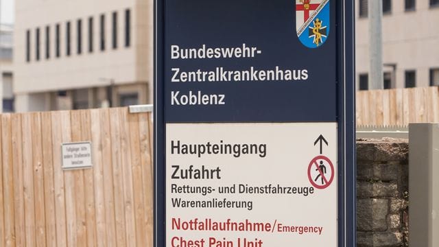 Das Bundeswehr-Zentralkrankenhaus in Koblenz. Das Bundeswehr-Zentralkrankenhaus in Koblenz.