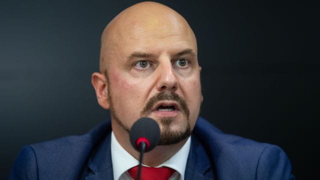 Soll die Bundesrepublik als "Willkürstaat" und "letzten Dreck" bezeichnet haben: Stefan Räpple. Soll die Bundesrepublik als "Willkürstaat" und "letzten Dreck" bezeichnet haben: Stefan Räpple.