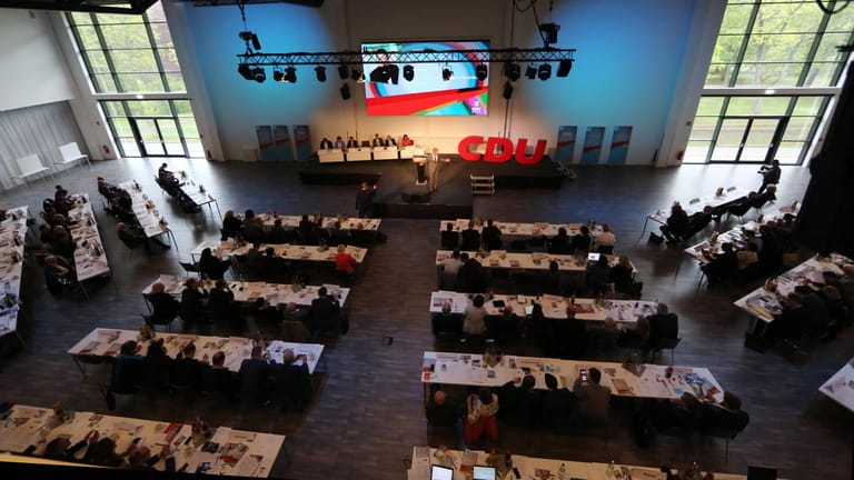 Die CDU Thüringen wählt ihren Spitzenkandidaten zur Landtagswahl auf der sogenannten Landesvertreterversammlung.