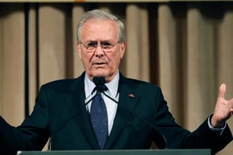Donald Rumsfeld war von 2001 bis 2006 Pentagon-Chef unter dem damaligen Präsidenten George W.