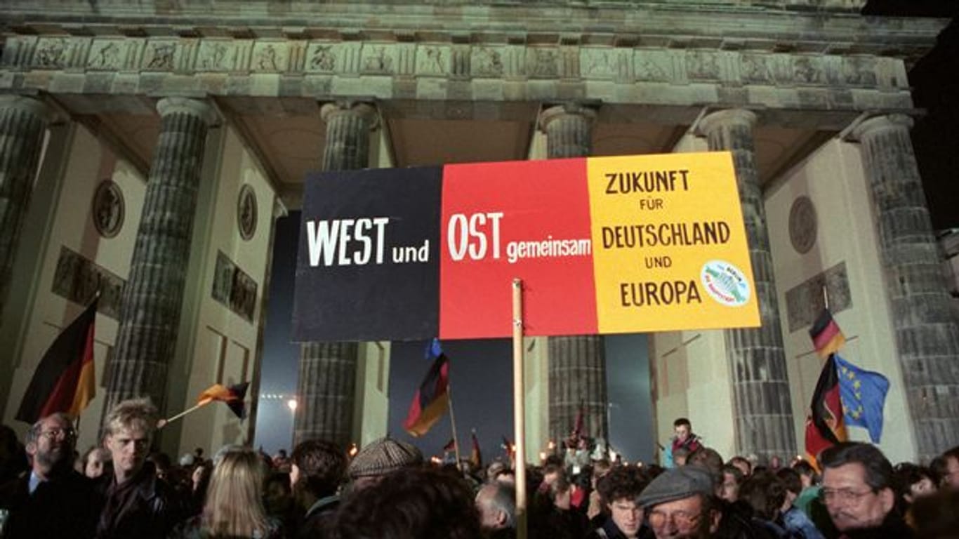 Mehr als 30 Jahre nach der Wiedervereinigung gibt es weiter deutliche Unterschiede zwischen Ost- und Westdeutschland.