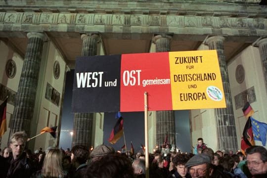 Mehr als 30 Jahre nach der Wiedervereinigung gibt es weiter deutliche Unterschiede zwischen Ost- und Westdeutschland.