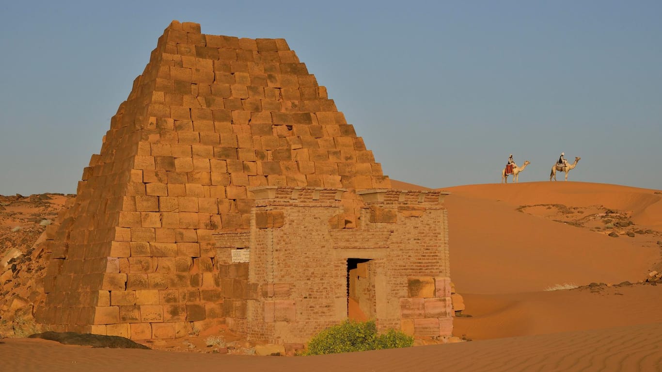 Pyramide von Meroe: Die nubischen Herrscher übernahmen den Bau derartiger Grabstätten.