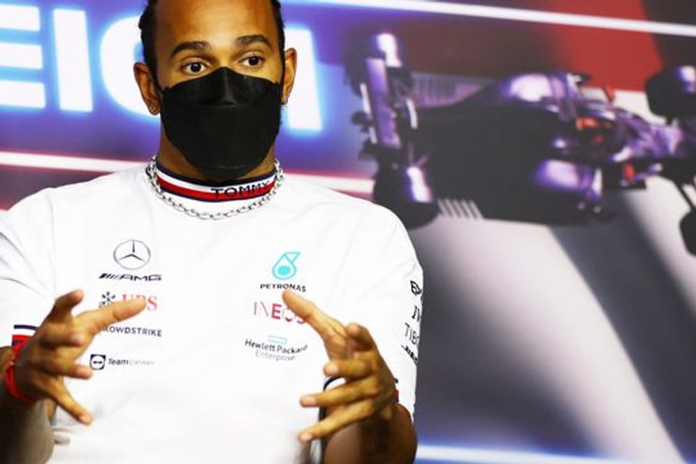 Bleibt Mercedes treu: Formel-1-Weltmeister Lewis Hamilton.
