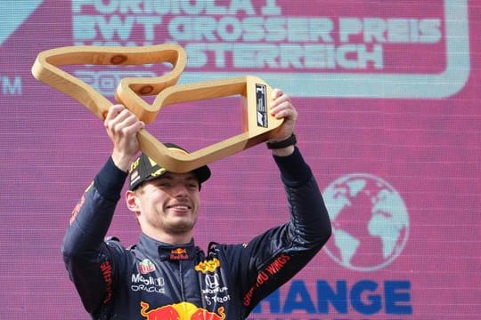 Feiert den fünften Sieg im neunten Rennen: Max Verstappen.