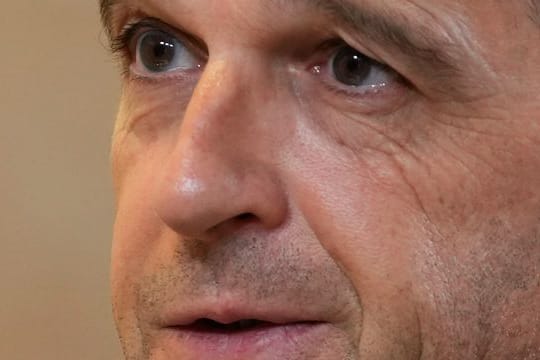 Bundesaußenminister Heiko Maas (SPD) plädiert für eine Aufhebung aller Corona-Einschränkungen, sobald alle Menschen in Deutschland ein Impfangebot bekommen haben.