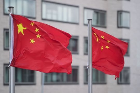 Gegen einen deutschen Politologen besteht der Verdacht der Spionage für China.