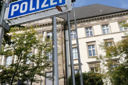 Gegen 25 Polizeibeamte des Polizeipräsidiums Essen wird ermittelt.