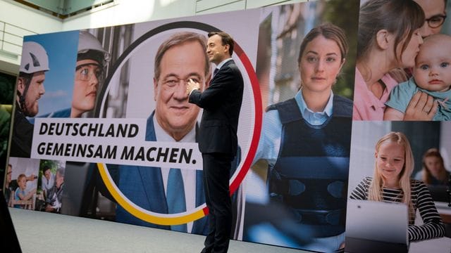 CDU-Generalsekretär Paul Ziemiak stellt die Kampagne für die Bundestagswahl vor. CDU-Generalsekretär Paul Ziemiak stellt die Kampagne für die Bundestagswahl vor.