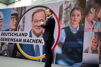 CDU-Generalsekretär Paul Ziemiak stellt die Kampagne für die Bundestagswahl vor.