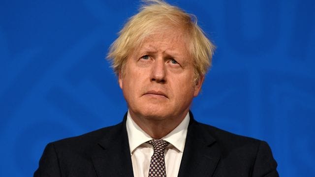 Scharfe Kritik an der Krisenpolitik von Boris Johnson. Scharfe Kritik an der Krisenpolitik von Boris Johnson.