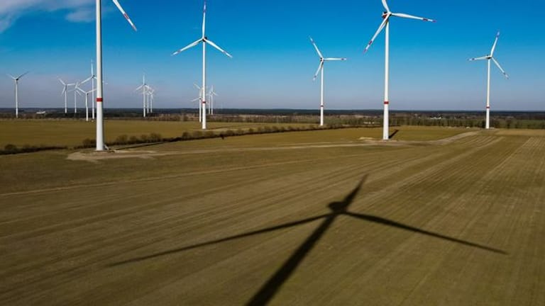Ein Zubau der Windkraft an Land sei für die Energiewende notwendig.