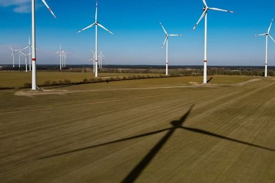 Ein Zubau der Windkraft an Land sei für die Energiewende notwendig.