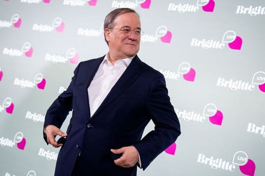 CDU-Kanzlerkandidat Armin Laschet bei der Gesprächsrunde von "Brigitte Live".