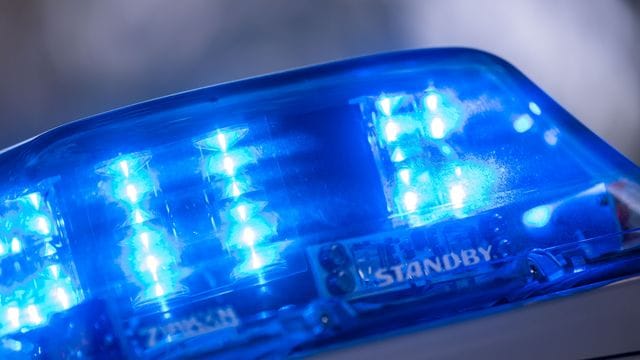 Der in Deutschland lebende türkische Journalist Erk Acarer steht nach eigenen Angaben unter Polizeischutz. Der in Deutschland lebende türkische Journalist Erk Acarer steht nach eigenen Angaben unter Polizeischutz.