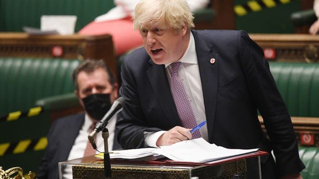 Der britische Premierminister Boris Johnson bekommt wegen der angekündigten Corona-Lockerungen viel Gegenwind. Der britische Premierminister Boris Johnson bekommt wegen der angekündigten Corona-Lockerungen viel Gegenwind.