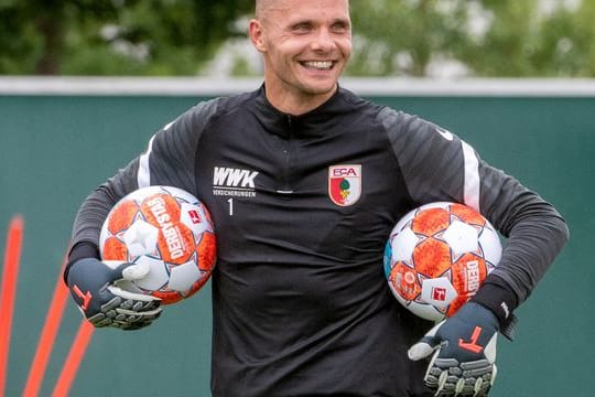 Hat seinen Vertrag beim FC Augsburg verlängert: Rafal Gikiewicz.