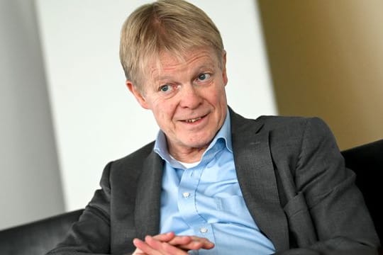 DGB-Chef Reiner Hoffmann plädiert für eine Vermögenssteuer und eine Erbschaftssteuer.