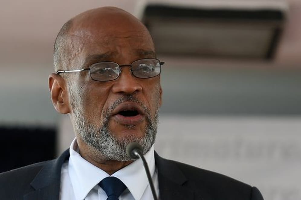 Ariel Henry spricht während seiner Ernennung zum neuen Premierminister.