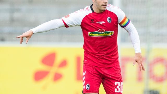 Christian Günter bleibt Kapitän beim SC Freiburg.