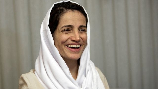 Nasrin Sotudeh, iranische Anwältin, die sich für Rechtsstaatlichkeit und die Rechte politischer Gefangener, Oppositionsaktivisten, Frauen und Kinder einsetzt, auf einem Foto aus dem Jahr 2013. Nasrin Sotudeh, iranische Anwältin, die sich für Rechtsstaatlichkeit und die Rechte politischer Gefangener, Oppositionsaktivisten, Frauen und Kinder einsetzt, auf einem Foto aus dem Jahr 2013.
