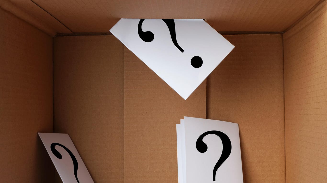 Wahlzettel mit Fragezeichen-Aufdruck: Welche Fragen stellen Sie sich noch zur Bundestagswahl?