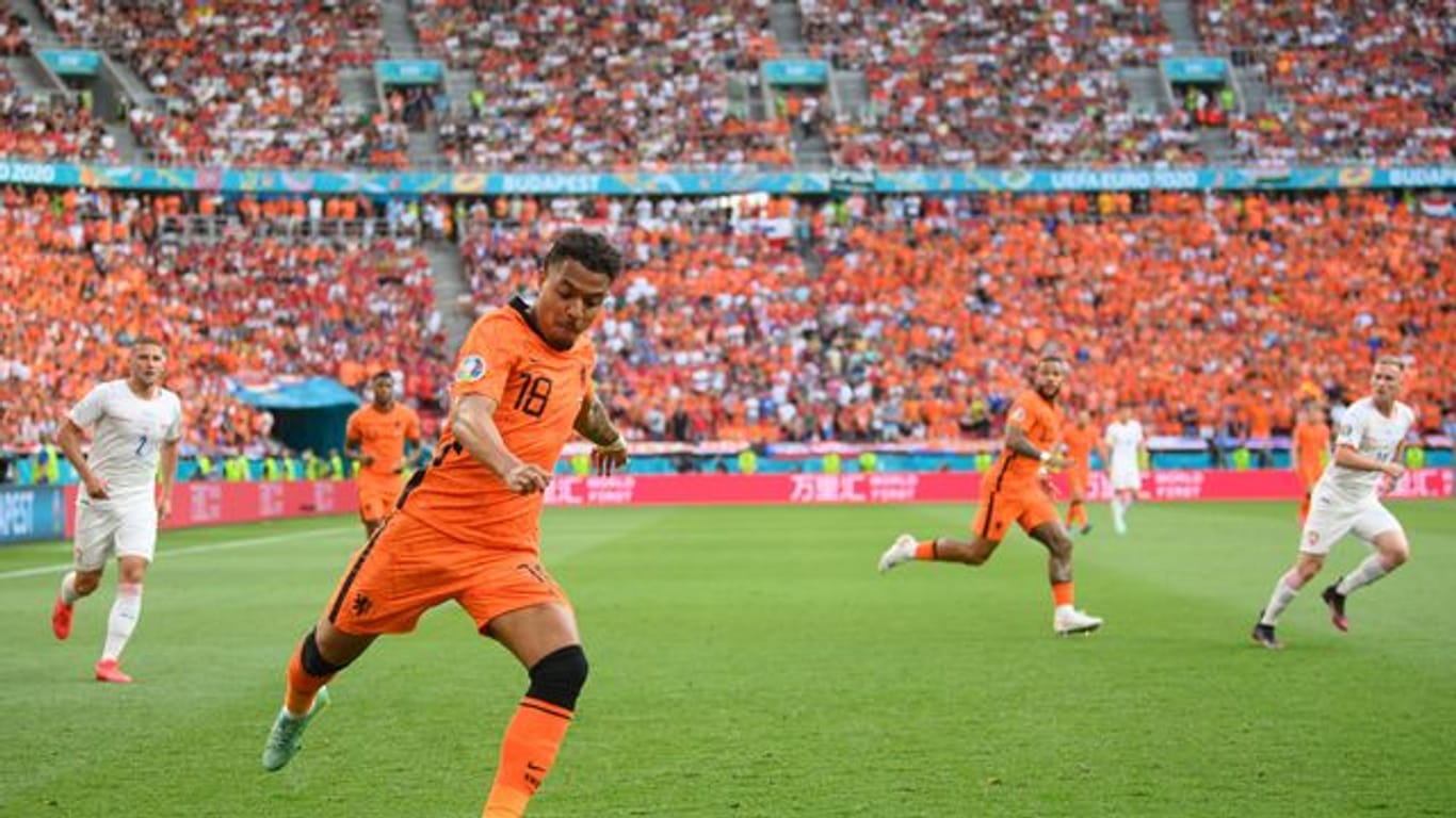 Der Transfer des niederländischen Nationalspielers Donyell Malen zum BVB steht vor dem Abschluss.