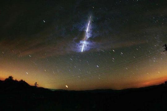 Ein Meteorit über dem US-Bundesstaat Washington.