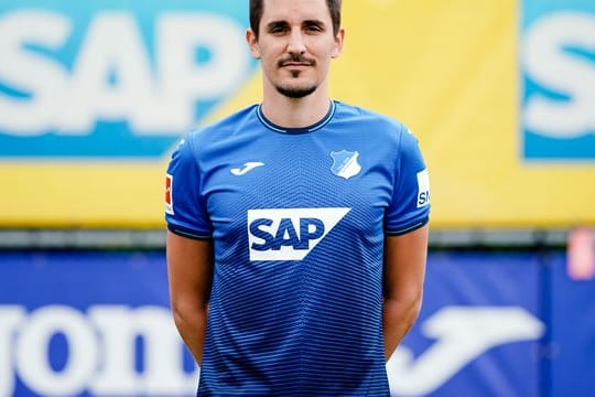 Arbeitet noch an seiner Rückkehr auf den Platz: Benjamin Hübner.