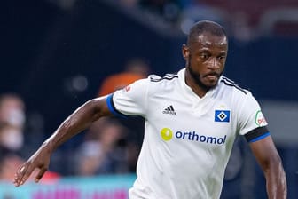 Wurde HSV-Profi David Kinsombi beim Sieg auf Schalke rassistisch beleidigt?.
