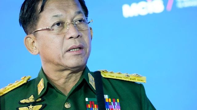 General Min Hlaing Aung, Oberbefehlshaber der Streitkräfte in Myanmar, während einer Pressekonferenz.
