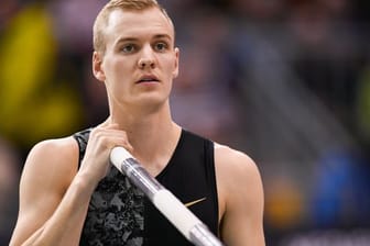 Stabhochsprung-Weltmeister Sam Kendricks ist bei den Olympischen Spielen positiv auf Corona getestet worden.