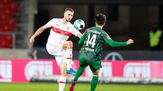 VfB-Stürmer Sasa Kalajdzic (l) wurde positiv auf das Coronavirus getestet. VfB-Stürmer Sasa Kalajdzic (l) wurde positiv auf das Coronavirus getestet.