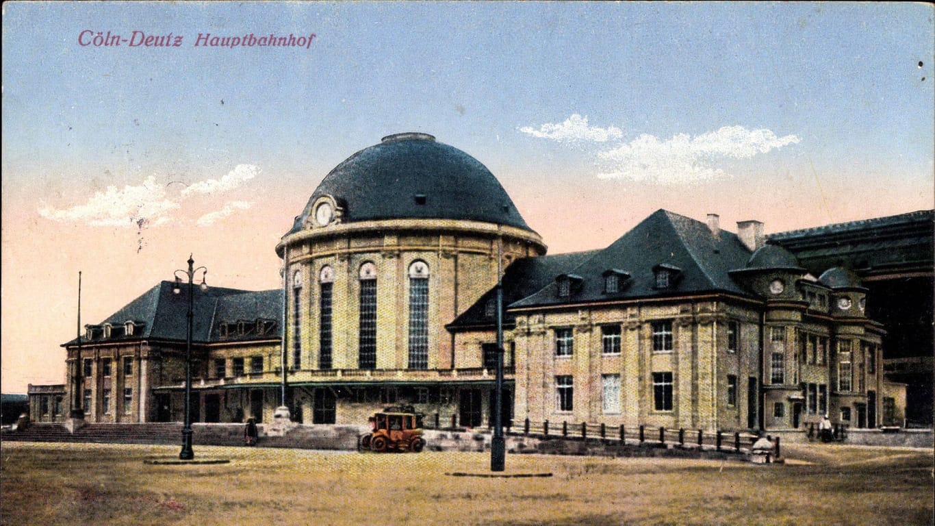 Der Deutzer Bahnhof: Er wurde nach den Plänen von Karl Biecker und Hugo Röttcher 1913 errichtet.