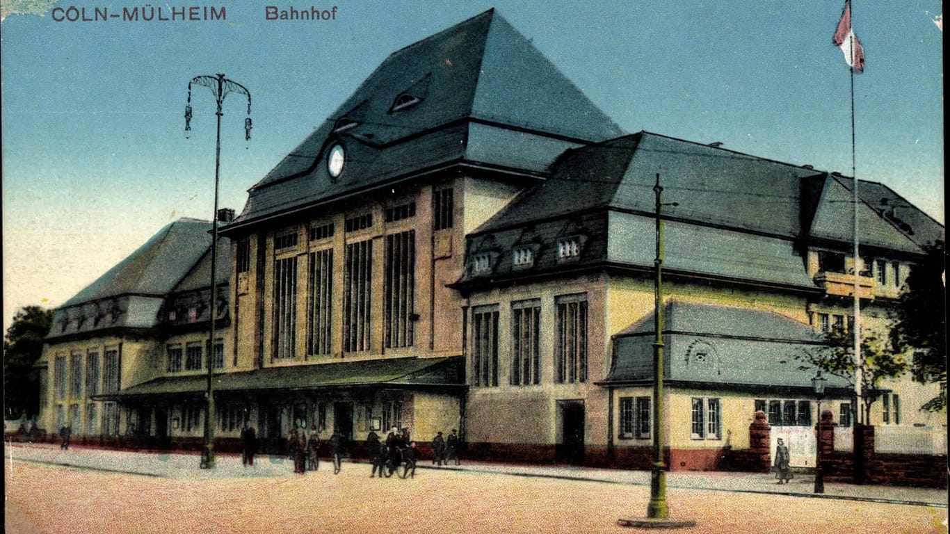 Blick auf den Bahnhof Köln-Mülheim zum Ende des 19. Jahrhunderts: Das Empfangsgebäude wurde später durch Luftangriffe zerstört.