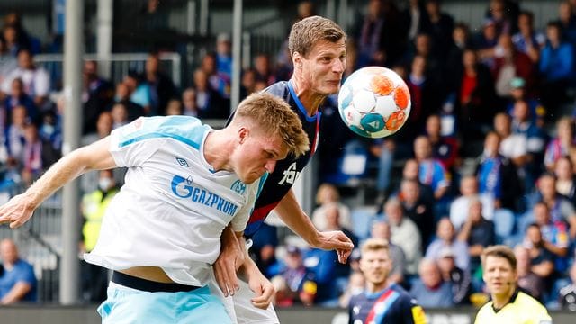Marius Bülter gegen Patrick Erras Marius Bülter gegen Patrick Erras