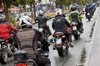 Motorradfahrer-Kundgebung in Hamburg