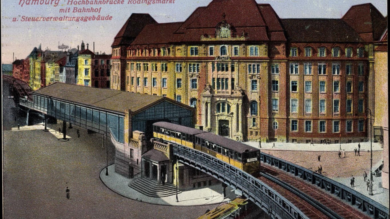 Die Hochbahnbrücke am Bahnhof Rödingsmarkt 1926: Im Hintergrund befindet sich das damalige Steuerverwaltungsgebäude.