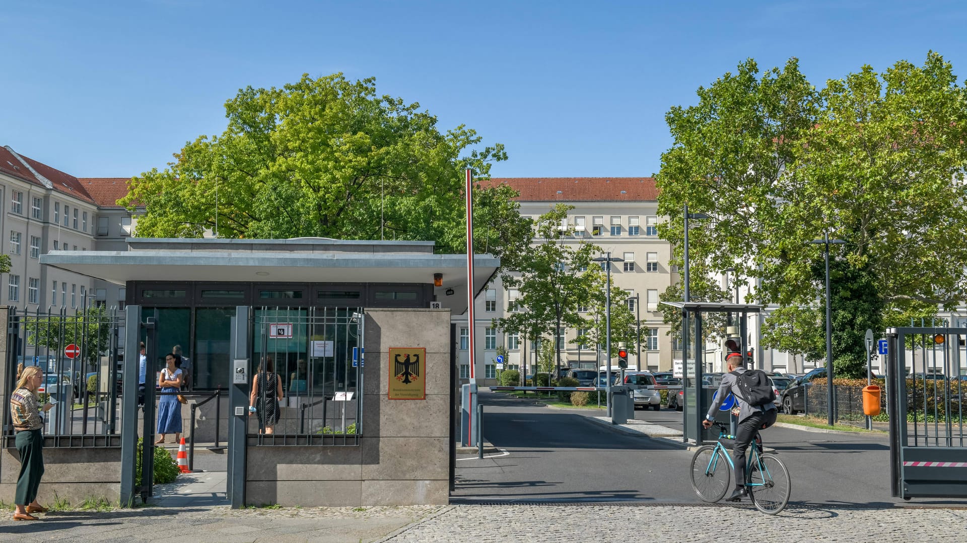 Schweigen aus dem Ministerium: Das Haus von Annegret Kramp-Karrenbauer möchte sich nicht zu dem Vorgang äußern.