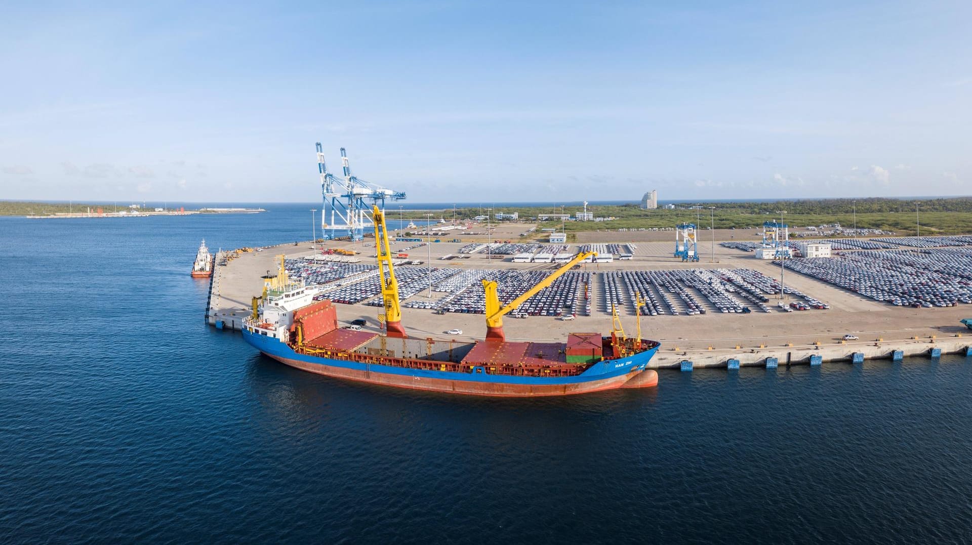 Hafen Hambantota auf Sri Lanka: Der Inselstaat baute die Anlage mit chinesischen Geldmitteln.