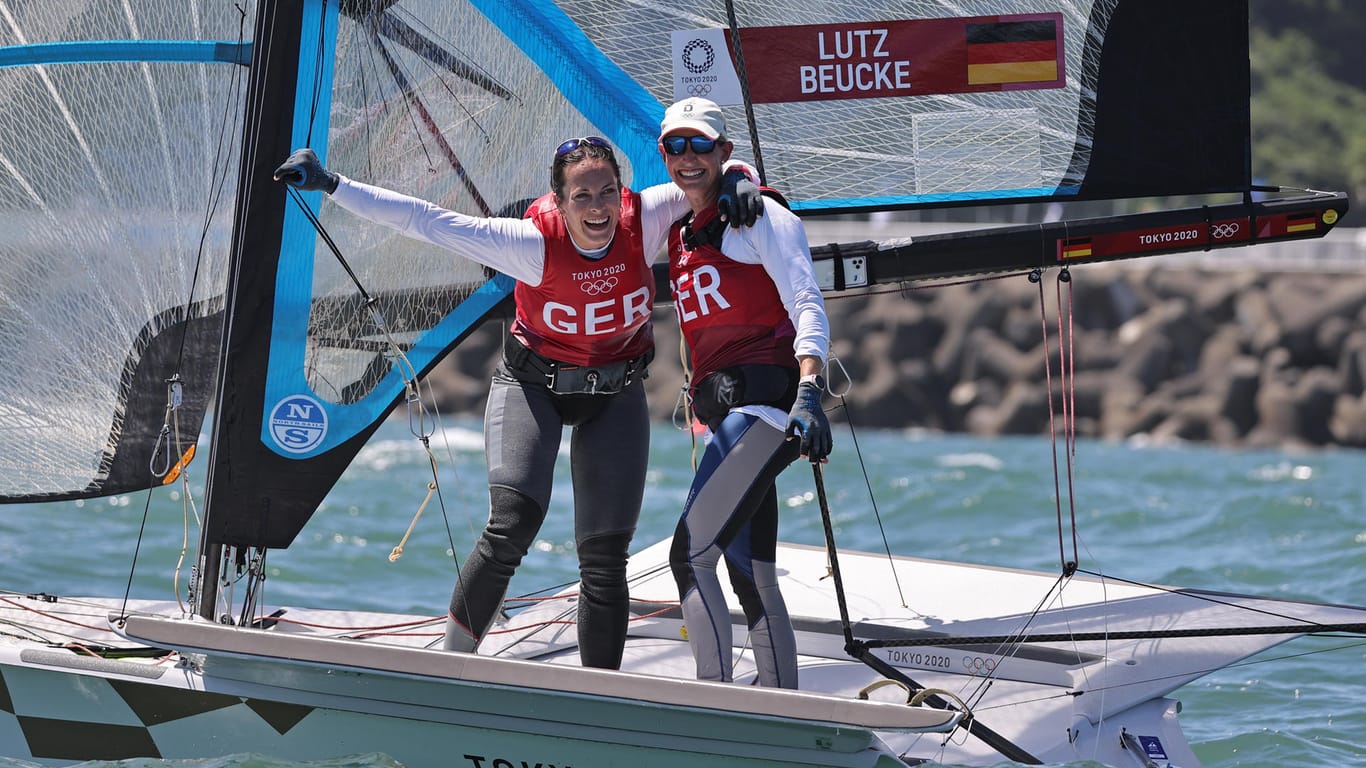 Tina Lutz und Susann Beucke: Das deutsche Segel-Duo holte in Tokio Silber.