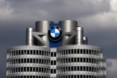 BMW-Gewinn bricht dramatisch ein