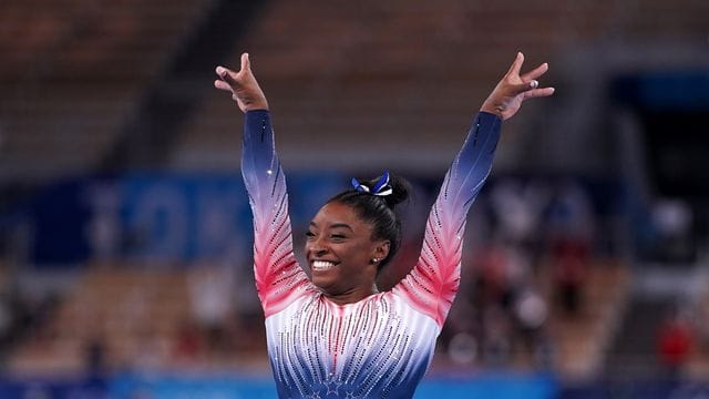 Turnte am Schwebebalken zu Bronze: Simone Biles.