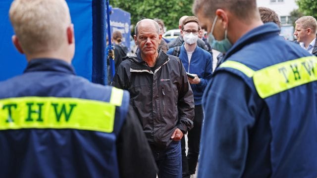 Scholz besucht Hochwassergebiete Scholz besucht Hochwassergebiete