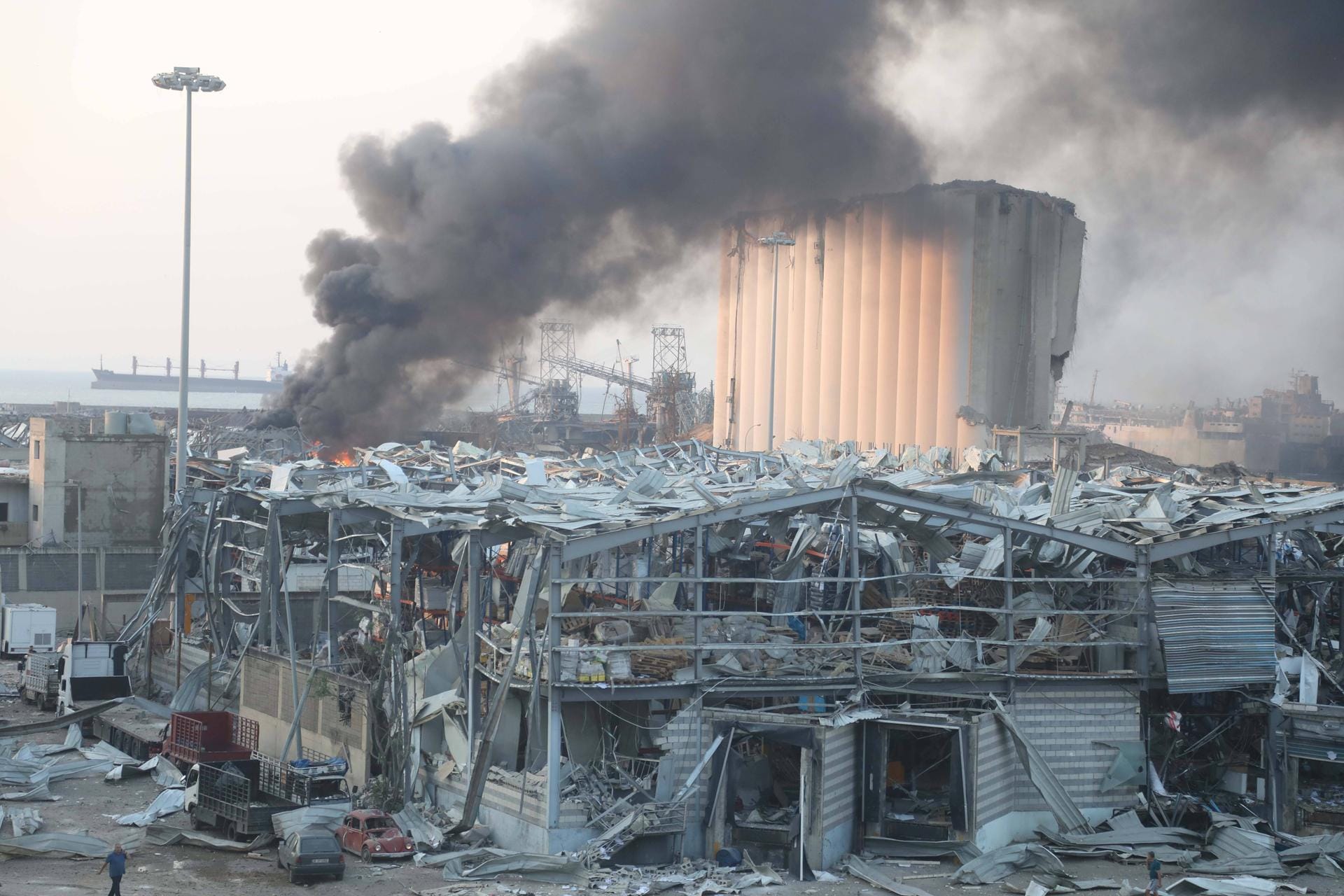 Rückblick auf den 4. August 2020: Im Hafen von Beirut sind hunderte Tonnen Ammoniumnitrat in einem Lagerhaus detoniert.