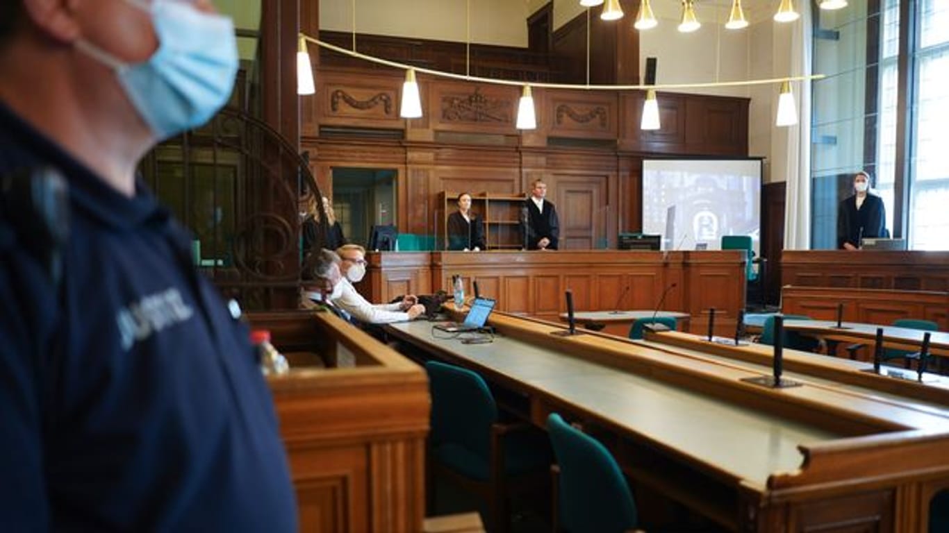 Blick in den Saal 700 des Kriminalgerichts Moabit (Archivbild): Dort ist der 44-jährigen Nasser R. verurteilt worden.