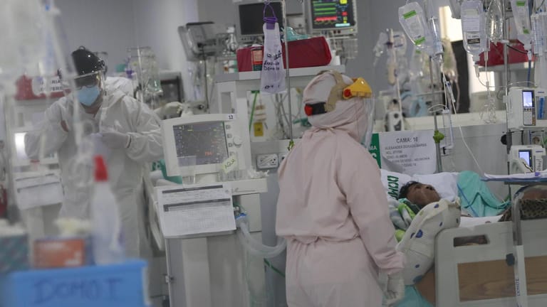 Corona-Station in bolivianischem Krankenhaus: Einem Patienten fielen alle Zähne aus – aufgrund des "Schwarzen Pilzes".