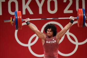 Fares Ibrahim Elbakh aus Katar gewann Gold im Gewichtheben.