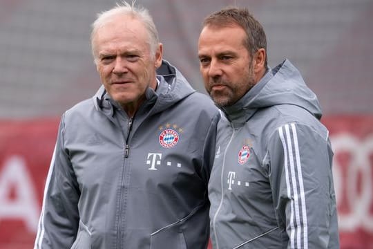 Arbeiteten schon beim FC Bayern zusammen: Hermann Gerland (l) und Hansi Flick.