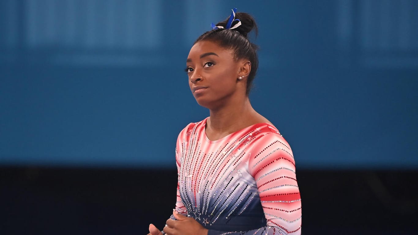 Simone Biles: Der US-Turnstar sagte mehrere Wettkämpfe bei Olympia wegen mentaler Probleme ab.